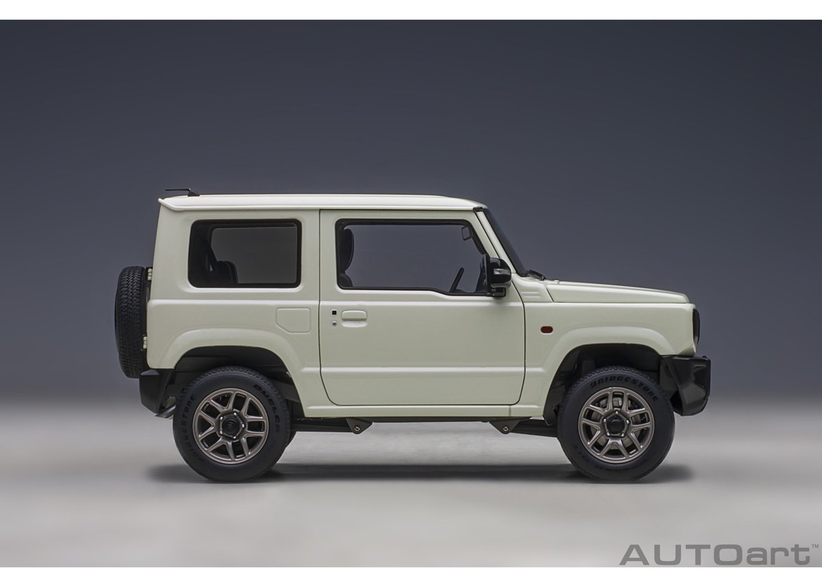 AUTOart 1/18 スズキ ジムニー (JB64) (ホワイト・パール AUTOart 1/18 スズキ ジムニー (JB64) (ホワイト・パール