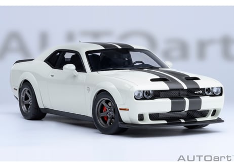 AUTOart 1/18　ダッジ チャレンジャー SRT スーパー ストック 2023 （ホワイト／カーボンブラック・ストライプ ＜KNUCKLE WHITE＞）　71766