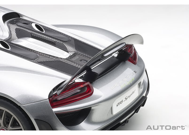 AUTOart 1/12 ポルシェ 918 スパイダー バイザッハ・パッケージ AUTOart 1/12 ポルシェ 918 スパイダー バイザッハ・パッケージ