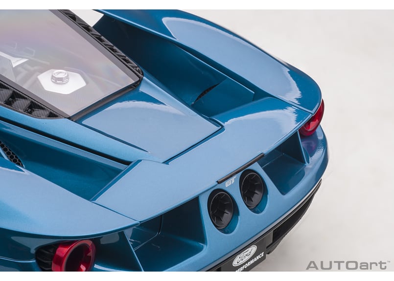 ミニカー Autoart ford Mustang GT AUTOart 1:18 Ford Mustang GT 2010 sterling grey metallic