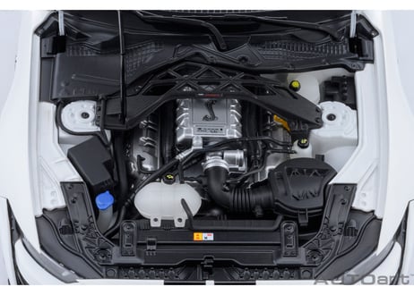 AUTOart 1/18　フォード マスタング シェルビー GT500 （ホワイト／ブラック・ストライプ）　73095
