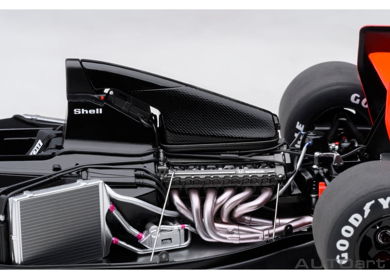 AUTOart 1/18 マクラーレン ホンダ MP4/6 日本GP 1991年 #1 AUTOart 1/18 マクラーレン ホンダ MP4/6 日本GP 1991年 #1