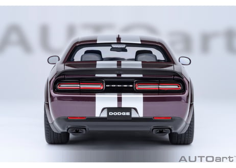 AUTOart 1/18　ダッジ チャレンジャー SRT ジェイルブレイク 2022 （メタリック・パープル／シルバー・ストライプ ＜HELLRAISIN＞）　71762