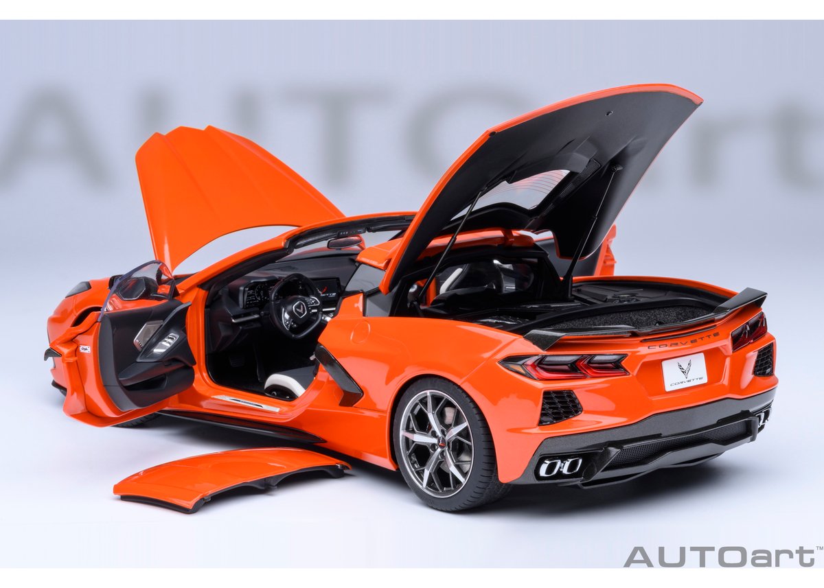 AUTOart 1/18 シボレー コルベット （C8） スティングレイ Z51