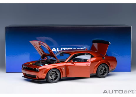 AUTOart 1/18　ダッジ チャレンジャー R/T スキャットパック ワイドボディ 2022 （SINAMON STICK / メタリック・オレンジ）　71773