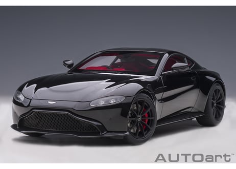 AUTOart 1/18　アストンマーチン ヴァンテージ 2019 （ブラック／カーボンブラック・ルーフ）　70275