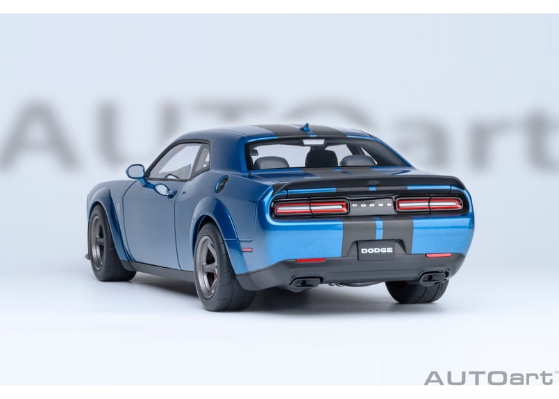 AUTOart 1/18 ダッジ チャレンジャー SRT スーパー ストック 2023