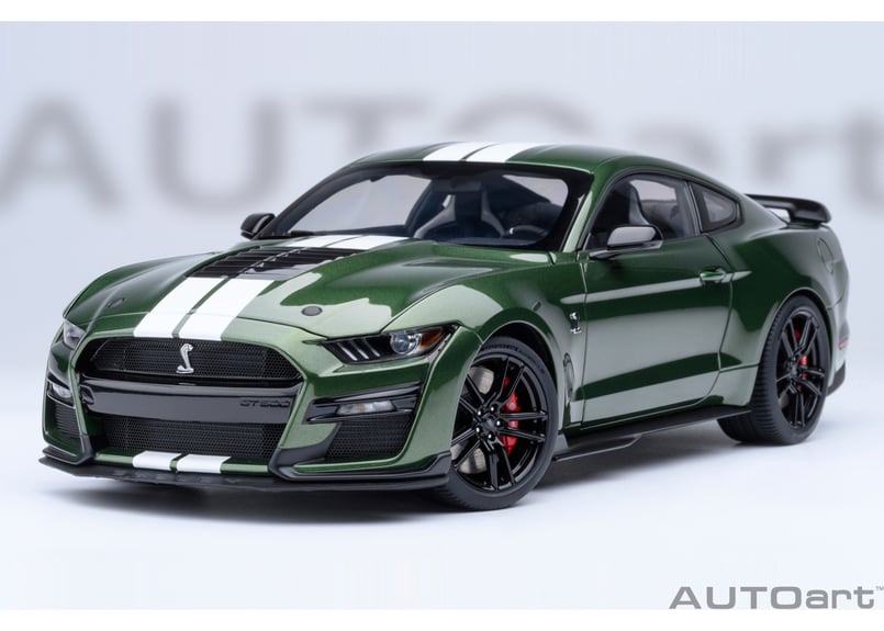 AUTOart 1/18 フォード マスタング シェルビー GT500 （グリーン
