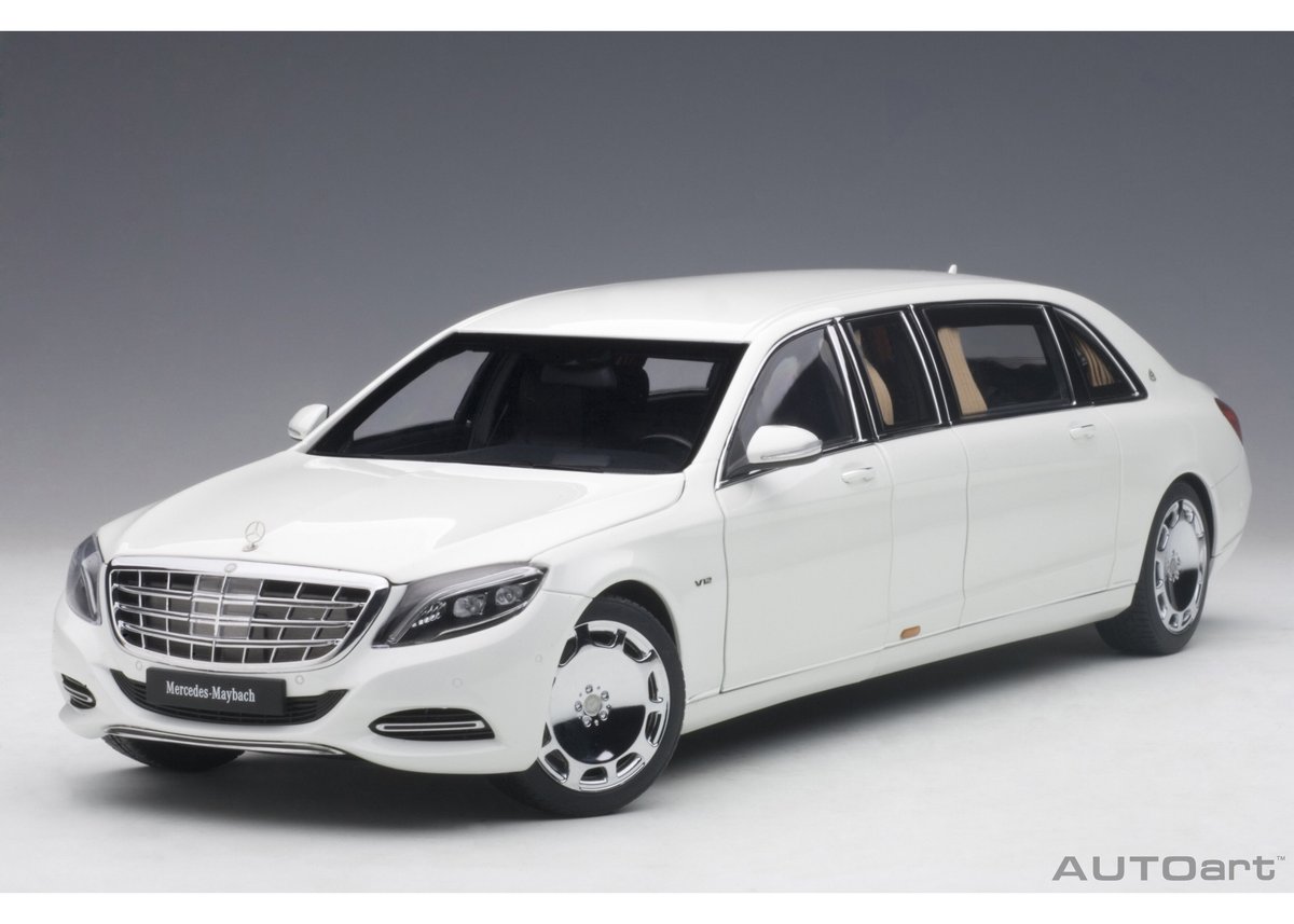 AUTOart 1/18 メルセデス・マイバッハ S 600 プルマン (ホワイト