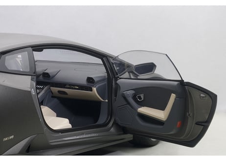 AUTOart 1/12　ランボルギーニ ウラカン LP610-4 (マット・グレー)　12099