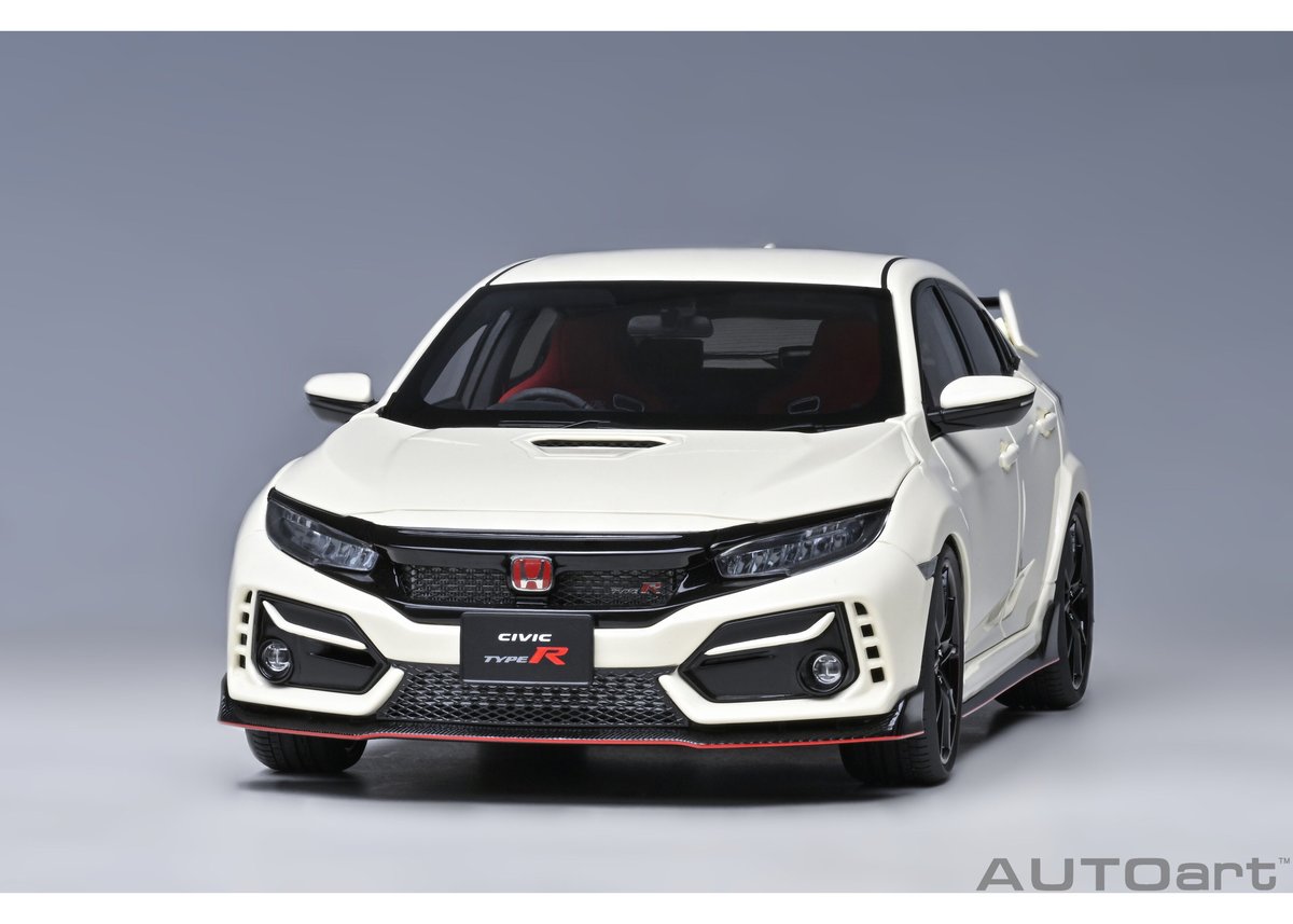 AUTOart 1/18 ホンダ シビック タイプR (FK8) 2021 AUTOart 1/18 ホンダ シビック タイプR (FK8) 2021
