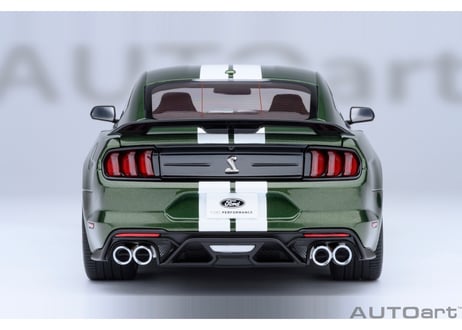 AUTOart 1/18　フォード マスタング シェルビー GT500 （グリーン／ホワイト・ストライプ）　73097