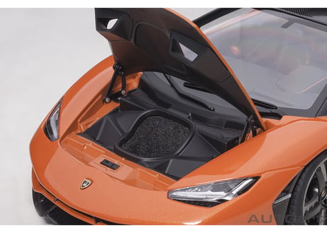 AUTOart 1/18　ランボルギーニ チェンテナリオ （パール・オレンジ）　79201
