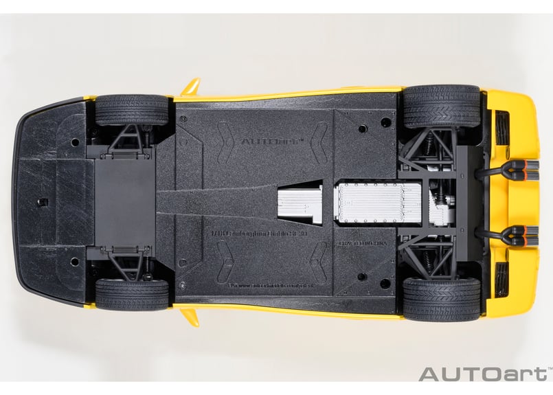 AUTOart 1/18 ランボルギーニ ディアブロ SE30 イオタ AUTOart 1/18 ランボルギーニ ディアブロ SE30 イオタ