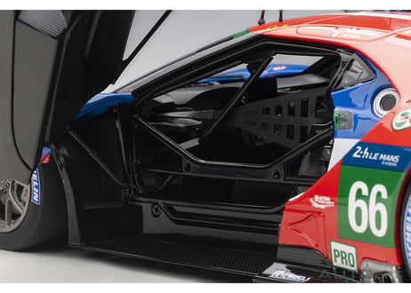 AUTOart 1/18　フォード GT 2016 #66 （ル・マン24時間レース LMGTE Proクラス4位）　81610