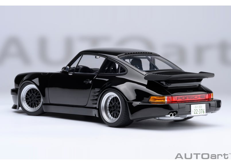 オートアート1/18　湾岸ミッドナイト ブラックバード AUTOart 1/18 ポルシェ 911 （930） ターボ 「湾岸ミッドナイト