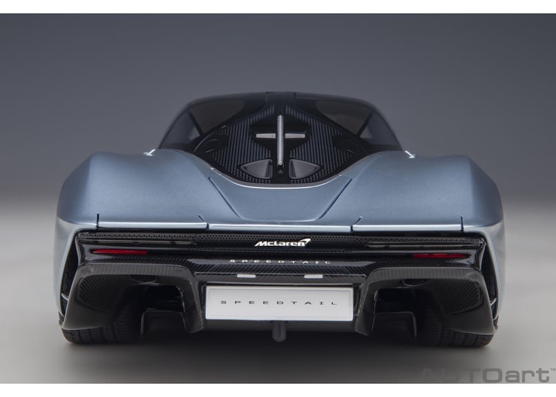 AUTOart 1/18 マクラーレン スピードテール (メタリック AUTOart 1/18 マクラーレン スピードテール (メタリック