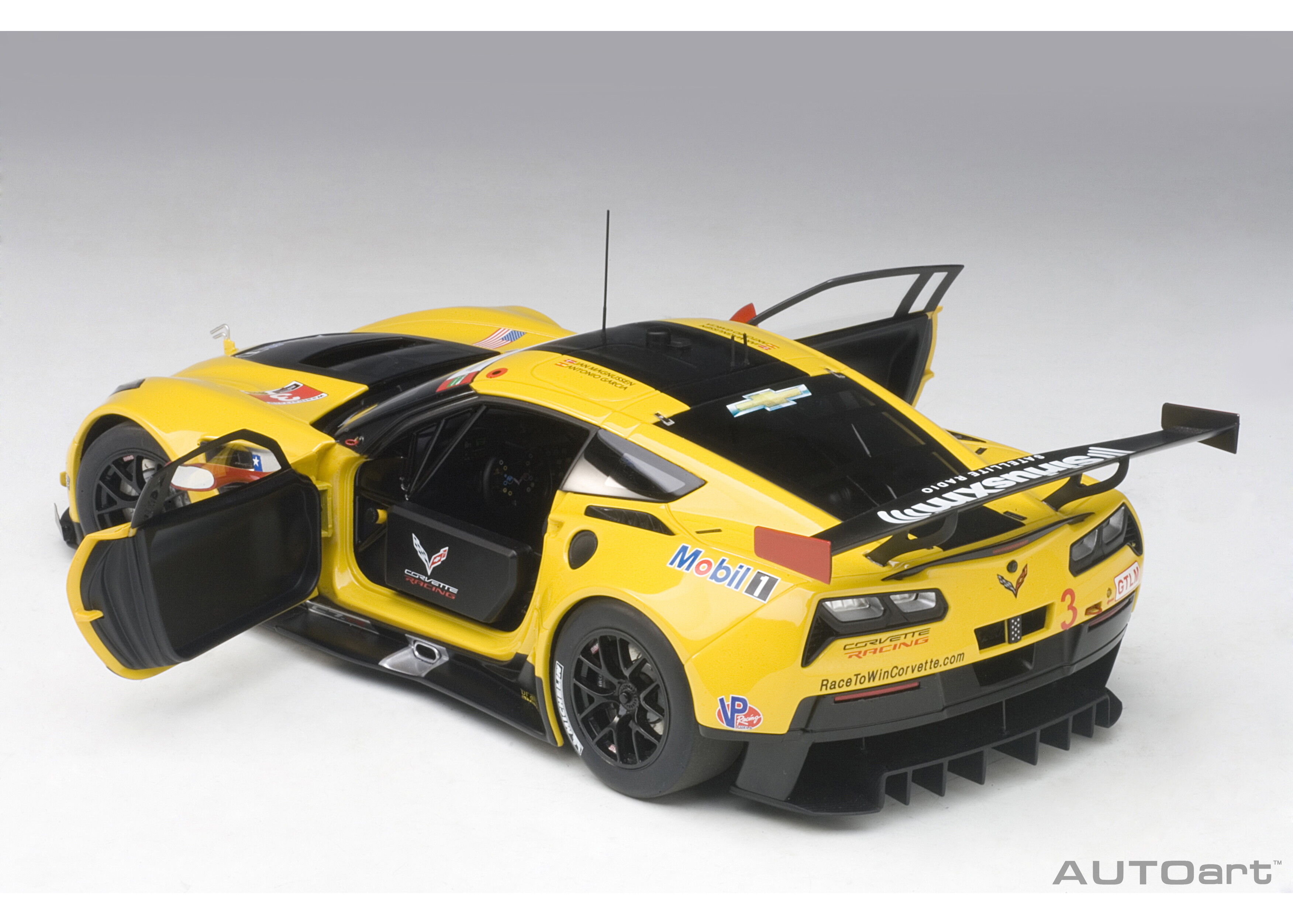 AUTOart 1/18 シボレー コルベット C7.R ホワイト 完成品 - 自動車