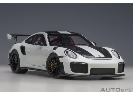 AUTOart 1/18　ポルシェ 911 （991.2） GT2 RS ヴァイザッハ・パッケージ （ホワイト／カーボンブラック）　78171