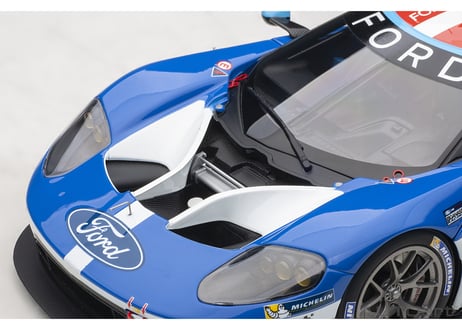 AUTOart 1/18　フォード GT 2017 #67 （ル・マン24時間レース LMGTE Proクラス2位）　81710