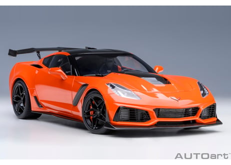 AUTOart 1/18　シボレー コルベット （C7） ZR1 （オレンジ）　71279