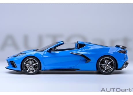 AUTOart 1/18　シボレー コルベット （C8） スティングレイ Z51 （ブルー）　71281
