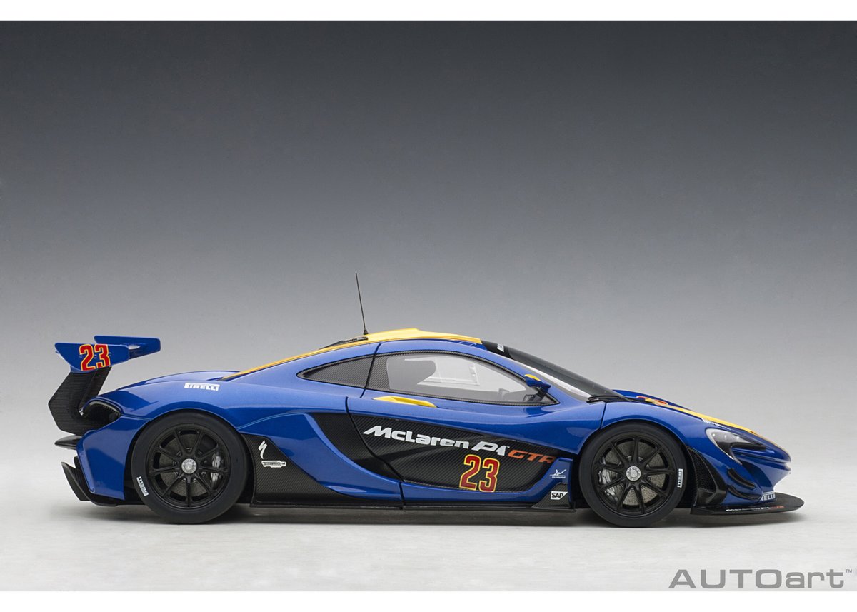 AUTOart 1/18 マクラーレン P1 GTR (ブルー/イエロー) 81542 AUTOart 1/18 マクラーレン P1 GTR (ブルー/イエロー) 81542