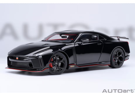 AUTOart 1/18　NISSAN GT-R50 by ITALDESIGN （ブラック／マット・ブラック）　77513