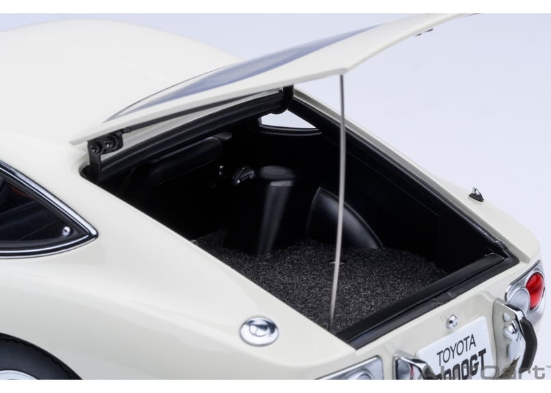 トヨタ 2000GT 1/18 スケールモデル AUTOart 1/18 トヨタ 2000GT 1967 （ホワイト） 79546 | AUT