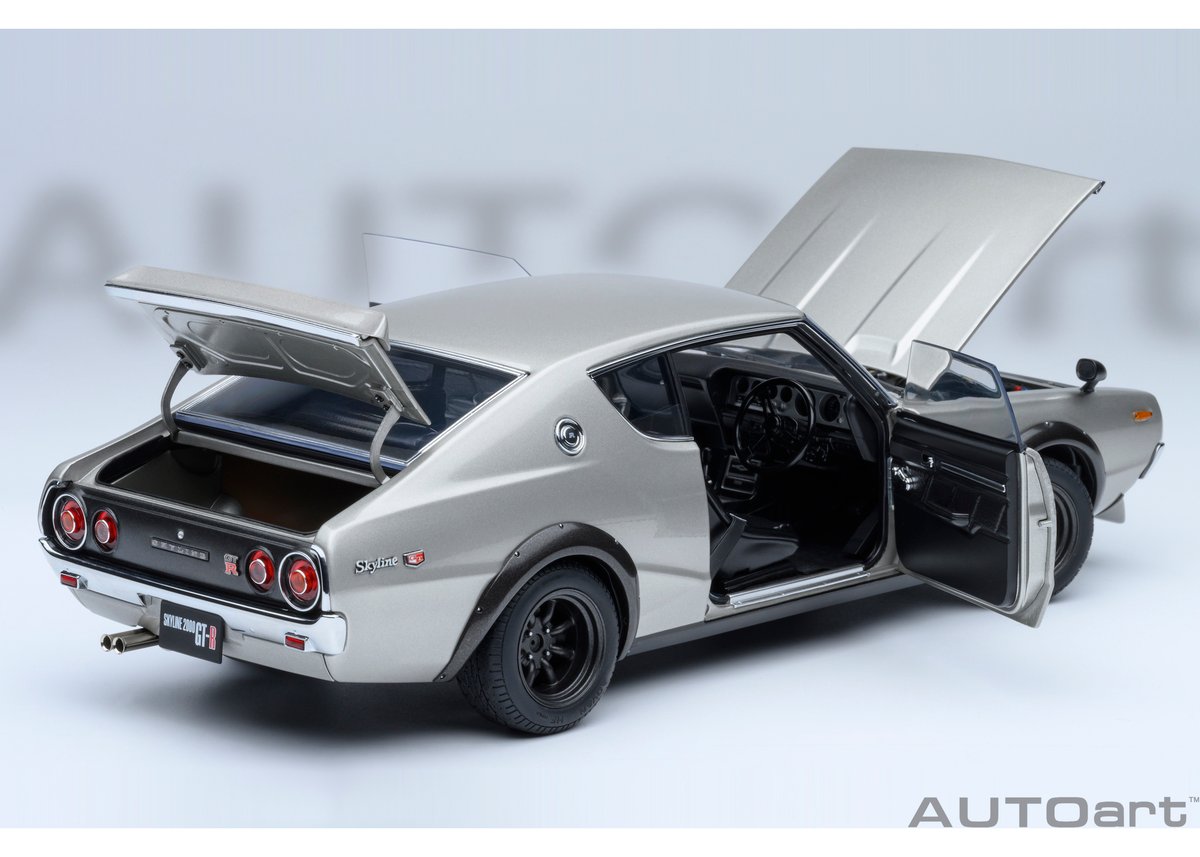 京商 日産 スカイライン 2000GT-R KPGC110 1/18 Amazon | 京商オリジナル 1/18 ニッサン スカイライン 2000 GT-R