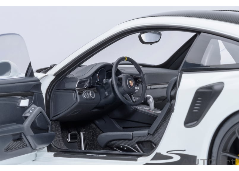 AUTOart 1/18 ポルシェ 911 （991.2） GT3 RS ヴァイザッハ・パッケ