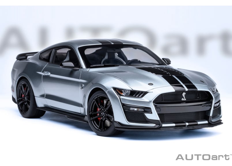 AUTOart 1/18 フォード マスタング シェルビー GT500 （シルバー