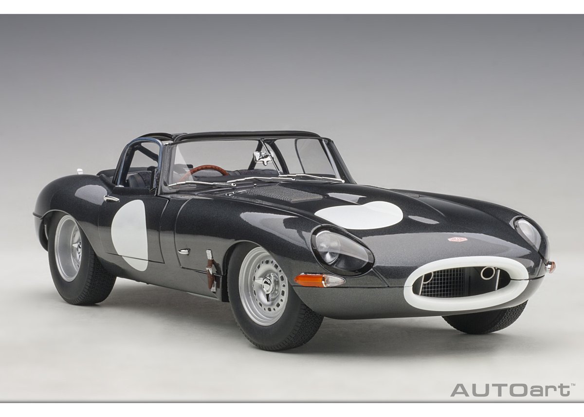 【レアモデル】1/18　1971 ジャガーEタイプ オープン Amazon.co.jp: ダイカストカー 1:18 ジャガー E タイプ