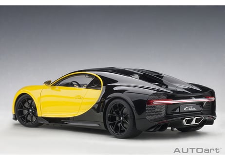 AUTOart 1/18　ブガッティ シロン 2017 （イエロー／ブラック）　70994