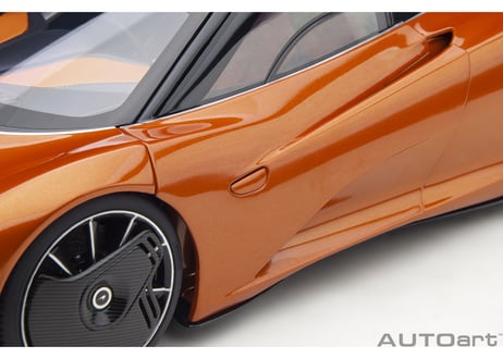 AUTOart 1/18　 マクラーレン スピードテール （メタリック・オレンジ）　76088