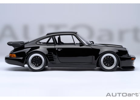 AUTOart 1/18　ポルシェ 911 （930） ターボ 「湾岸ミッドナイト」 ブラックバード （第1巻仕様）　78158