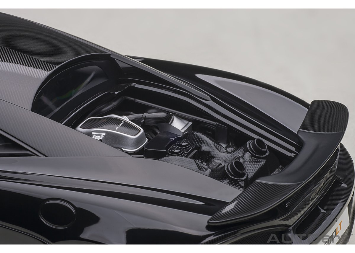 AUTOart 1/18 マクラーレン 600LT (ブラック/カーボン・ルーフ AUTOart 1/18 マクラーレン 600LT (ブラック/カーボン・ルーフ