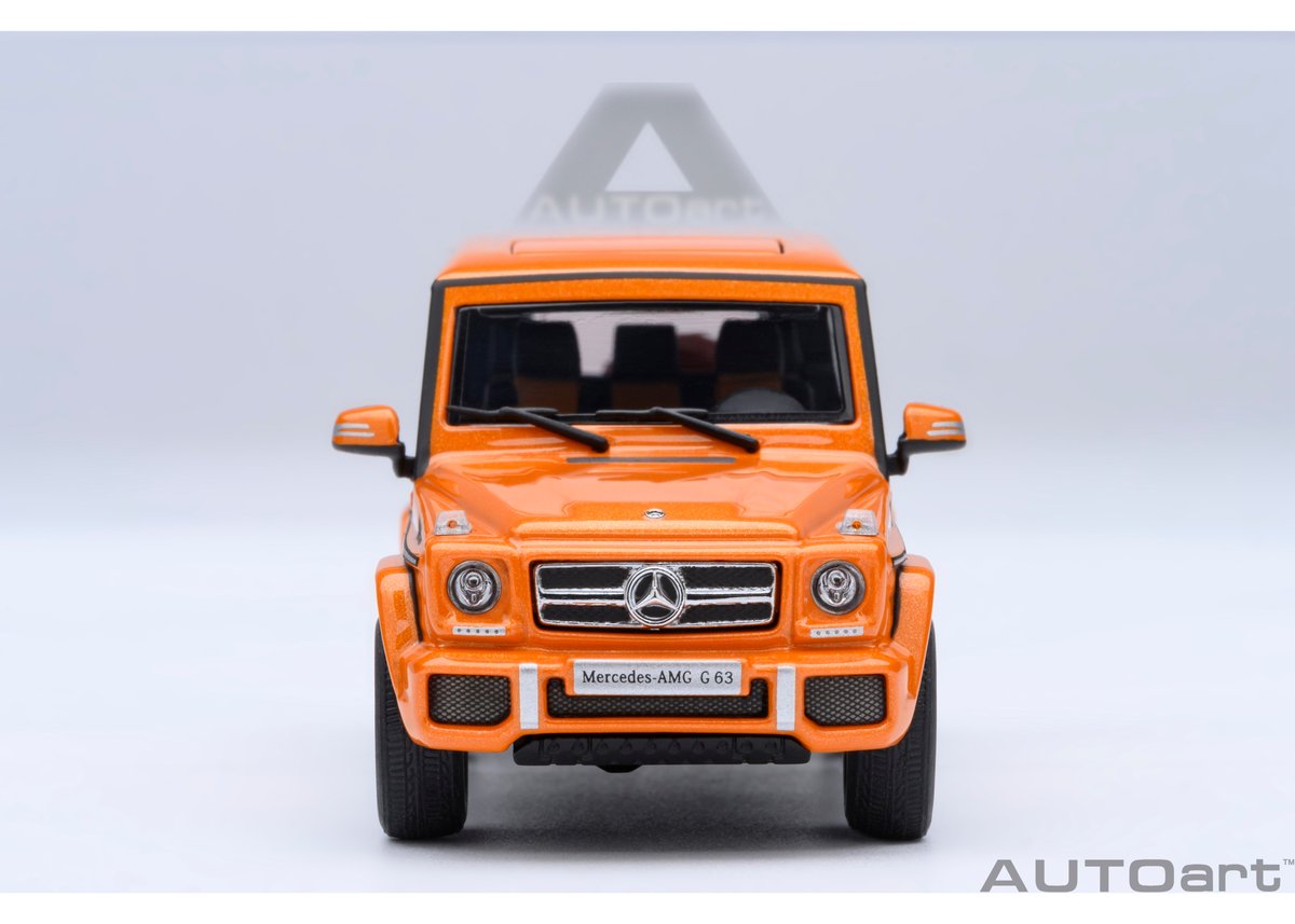 オートアート　メルセデスベンツ　Gクラス オートアート 1/64 メルセデスAMG G 63 2017 ホワイト 完成品ミニカー
