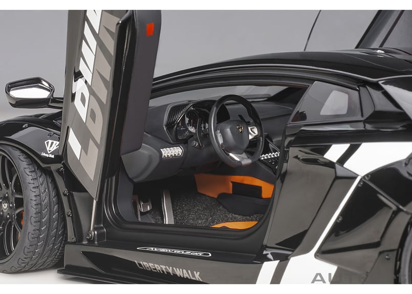 AUTOart 1/18 リバティーウォーク LB-WORKS ランボルギーニ AUTOart 1/18 リバティーウォーク LB-WORKS ランボルギーニ