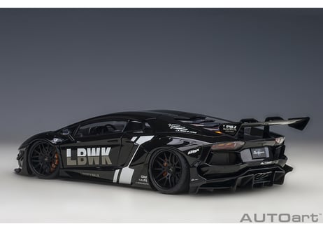 AUTOart 1/18　リバティーウォーク LB-WORKS ランボルギーニ アヴェンタドール リミテッドエディション （ブラック＜LBWK＞／カーボンブラック・ボンネット）　79244
