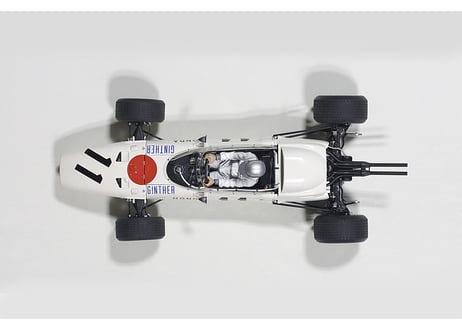 AUTOart 1/18　ホンダ RA272 F1 1965 #11 メキシコGP 優勝 (リッチー・ギンサー＜ドライバーフィギュア付き＞)　世界2,000台限定　86599