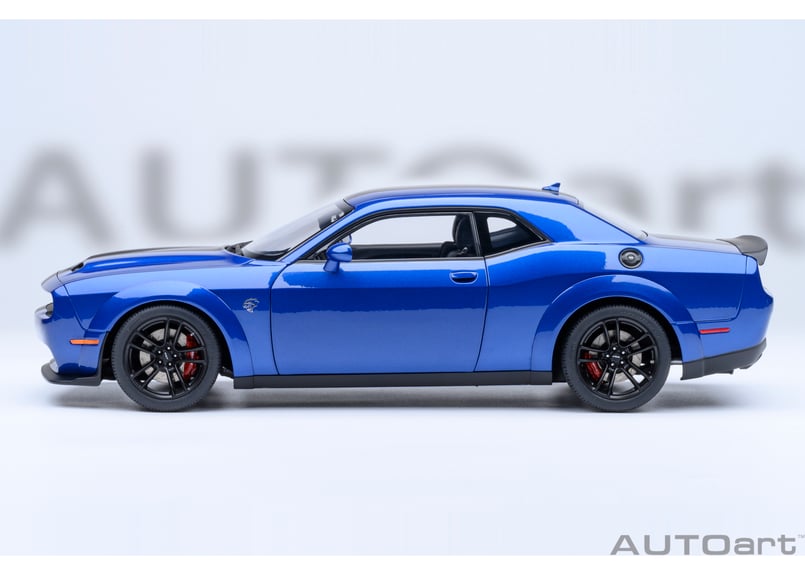 オートアート製1/18スケール　ダッジ チャレンジャー SRT パール・ブルー AUTOart 1/18 ダッジ チャレンジャー SRT ジェイルブレイク 2022