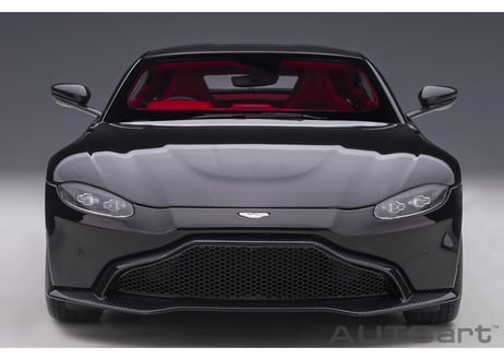AUTOart 1/18　アストンマーチン ヴァンテージ 2019 （ブラック／カーボンブラック・ルーフ）　70275