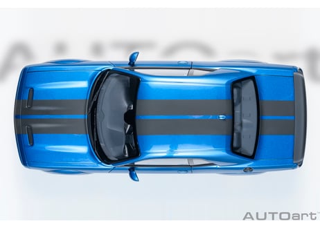 AUTOart 1/18　ダッジ チャレンジャー SRT スーパー ストック 2023 （パール・ブルー／カーボンブラック・ストライプ ＜FROSTBITE＞）　71767