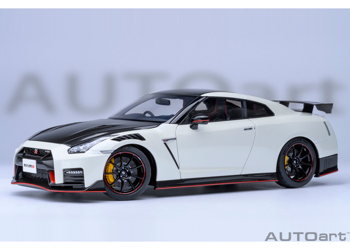 AUTOart 1/18 日産 GT-R (R35) ニスモ スペシャルエディション AUTOart 1/18 日産 GT-R (R35) ニスモ スペシャルエディション