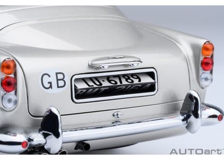 AUTOart 1/18　アストンマーチン DB5 「007／ゴールドフィンガー」 ボンドカー　70296