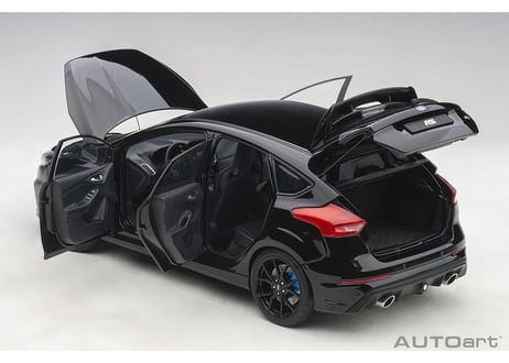 AUTOart 1/18　フォード フォーカス RS （ブラック）　72952
