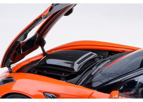 AUTOart 1/18　シボレー コルベット （C7） ZR1 （オレンジ）　71279