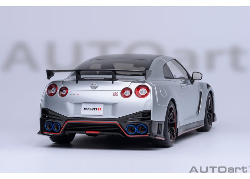 AUTOart 1/18 日産 GT-R (R35) ニスモ スペシャルエディション AUTOart 1/18 日産 GT-R (R35) ニスモ スペシャルエディション