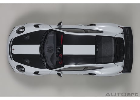 AUTOart 1/18　ポルシェ 911 （991.2） GT2 RS ヴァイザッハ・パッケージ （ホワイト／カーボンブラック）　78171